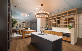 Community kitchen